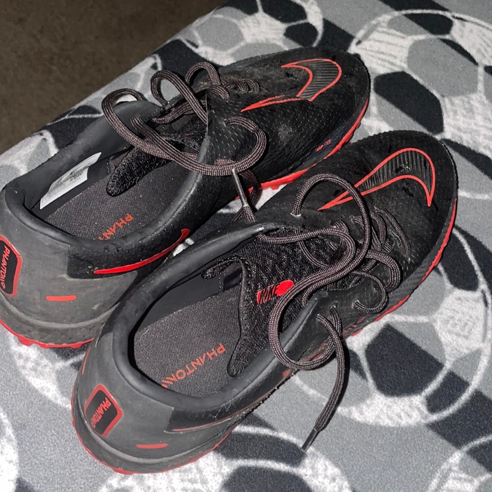 Size 10 turf shoes for soccer